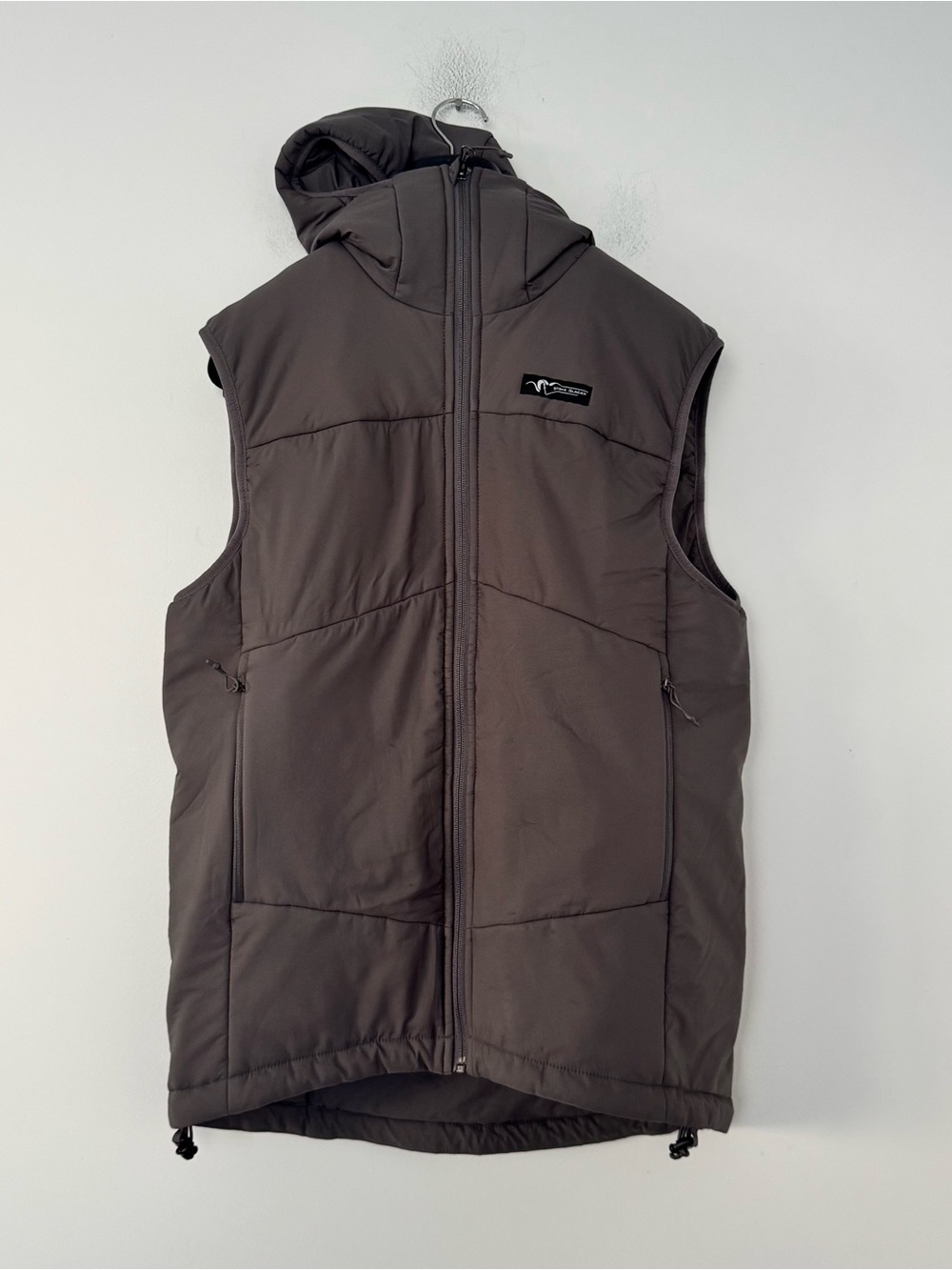 Stone Glacier Cirque Vest Mens M Gray Hooded Insulated Jacket Muskeg Streetwear